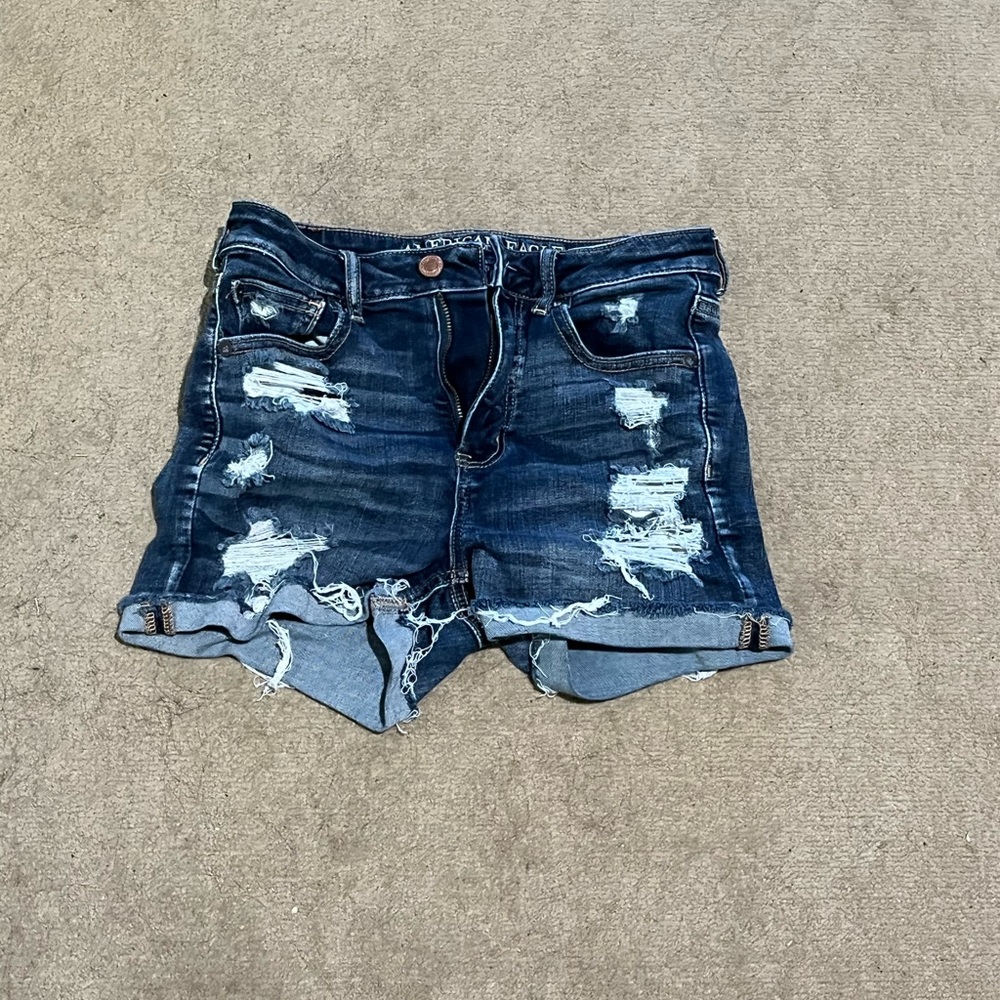 American Eagle Distressed Shorts Size 4